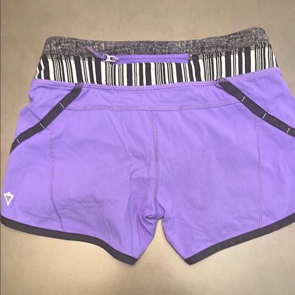 Ivivva by Lululemon Girls Athletic Shorts Lot Size 8 - Picture 6 of 7